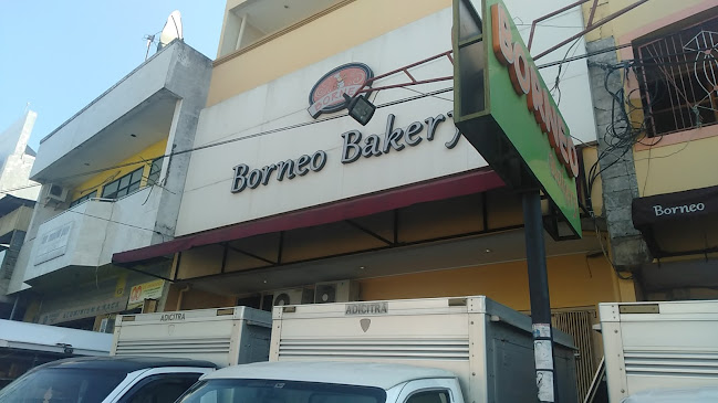 Toko Roti Borneo