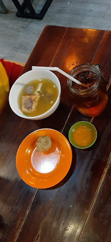 Opinii despre Kedai nyuknyang în Kota Kupang - Gastronomi dan perhotelan