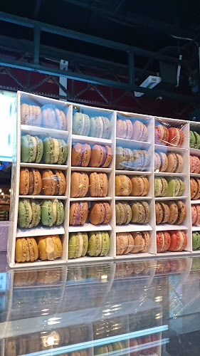 Fachoco Macaron PVJ Mall - Gastronomi dan perhotelan
