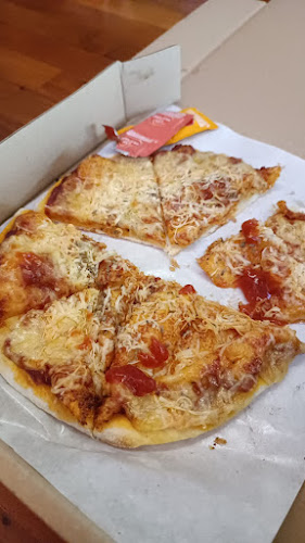 Fruto - Gastronomi dan perhotelan