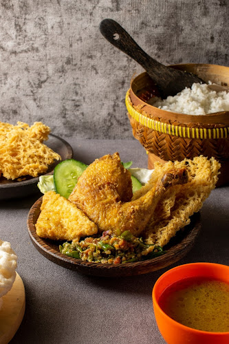 Comentarii opinii despre Ayam Kremes Cak Iwan