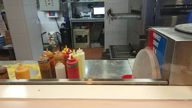 Domino's Pizza - Kelapadua Depok - Gastronomi dan perhotelan