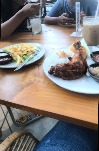 Comentarii opinii despre Warung Mira