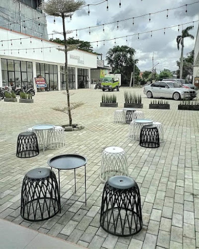 Hay ! Cafe Kopi Depok