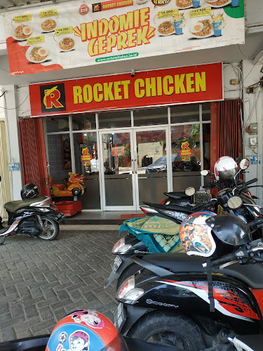 Jl. Pramuka No.53, RT.026/RW.002, Sungai Lulut, Kec. Banjarmasin Tim., Kota Banjarmasin, Kalimantan Selatan 70238