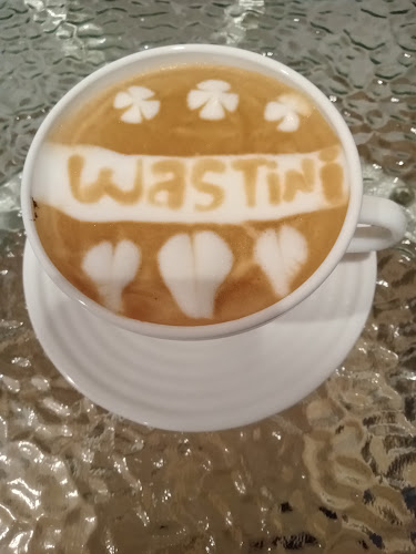 MHJP+7MX, Jl. Skip Lama, Tlk. Dalam, Kec. Banjarmasin Tengah, Kota Banjarmasin, Kalimantan Selatan 70231