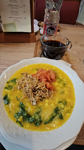 Opinii despre MAMA Toko Kue dan Es Krim în Kota Makassar - Gastronomi dan perhotelan