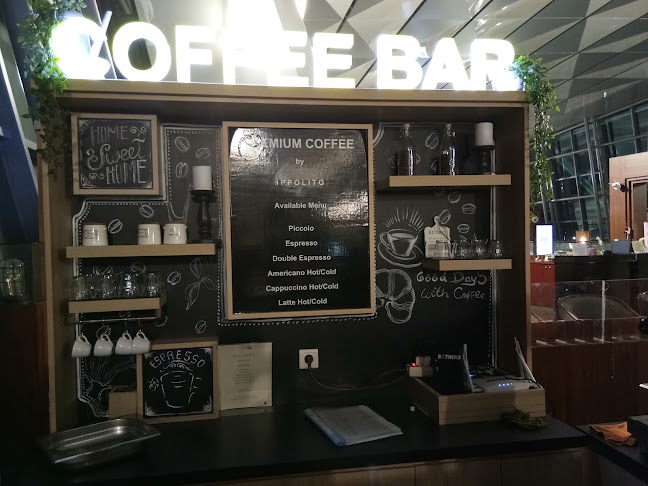 Opinii despre Saphire Lounge în Kota Tangerang - Gastronomi dan perhotelan