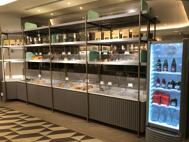 JW Marriott Hotel, Jl. Embong Malang No.85-89, Kedungdoro, Tegalsari, Surabaya, East Java 60261