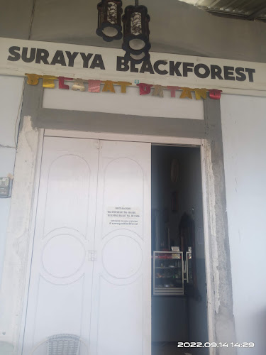 Comentarii opinii despre Surayya Blackforest