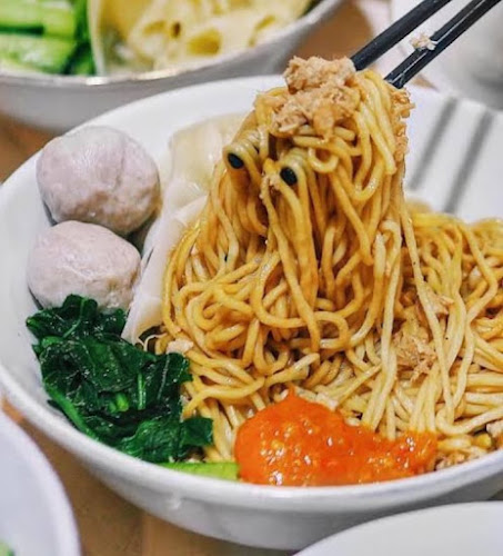 Mie Baso Sari Rasa Hz