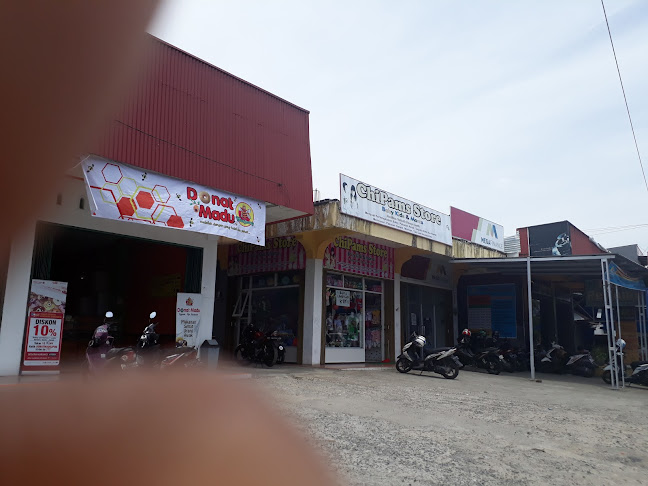 Comentarii opinii despre Donat Madu Cihanjuang