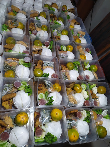 Dapoer Kulo Limo Catering
