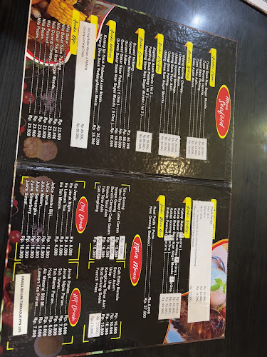 Opinii despre Ikan Segar Mundu Resto dan Kost în Kota Madiun - Gastronomi dan perhotelan