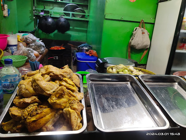 Warung Penyetan Bu Erna