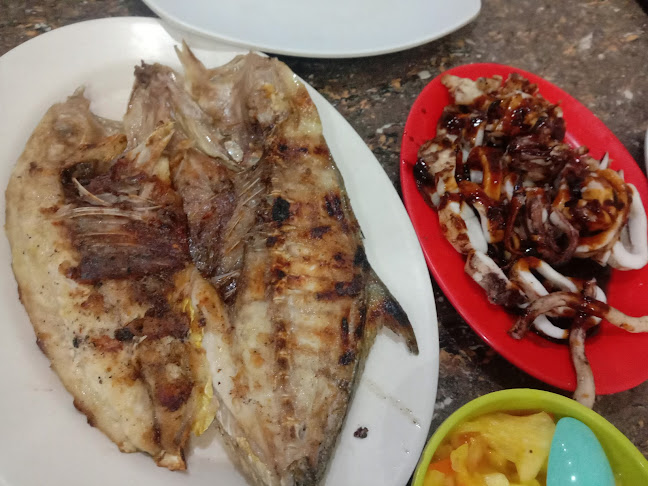 Opinii despre Rumah Makan Sumber Aroma în Kota Kendari - Gastronomi dan perhotelan