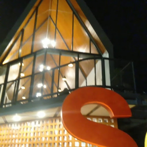 Comentarii opinii despre Loko Cafe - Semarang Tawang