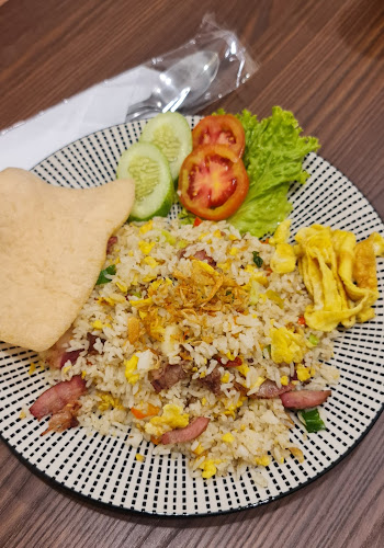 Jl. Mangga No.37, Cihapit, Kec. Bandung Wetan, Kota Bandung, Jawa Barat 40121