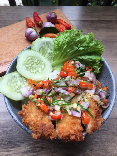 KOPIIYATA BUKIT RIVARIA - Gastronomi dan perhotelan