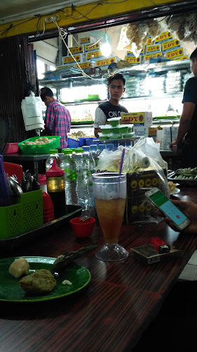 Comentarii opinii despre Pempek Edy