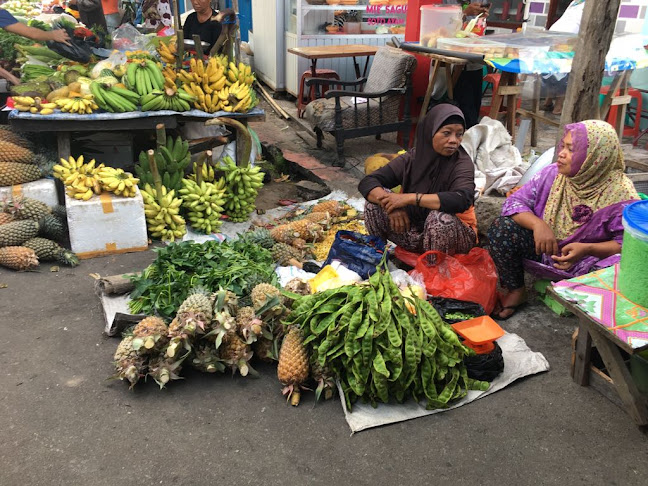 Comentarii opinii despre Pasar Pagi Gg. Bangau / Pasar Bunga