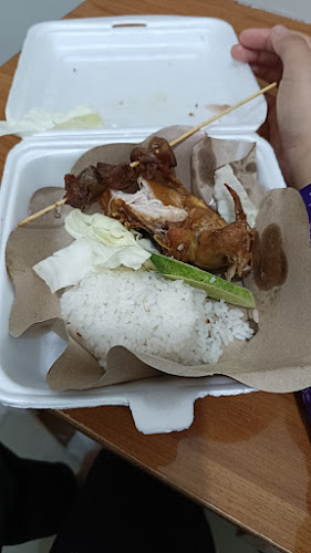 Ayam Gepuk Pak Gembus Airlangga University - Surabaya