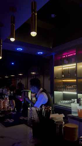 Comentarii opinii despre Nine Stage Lounge And Bar