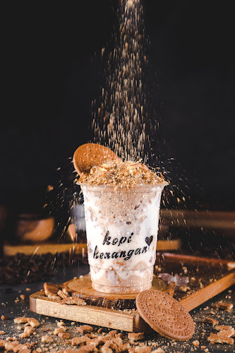 Comentarii opinii despre Kopi Kenangan - Toserba Yogya (Ciumbuleuit)