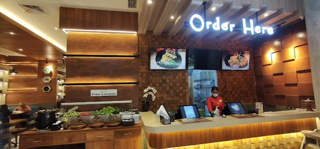 Opinii despre Pandan Kuring Rastaurant Living World Denpasar în Kota Denpasar - Gastronomi dan perhotelan