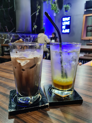 Opinii despre Lekker Doughnuts & Kacapiring în Kab. Tasikmalaya - Gastronomi dan perhotelan