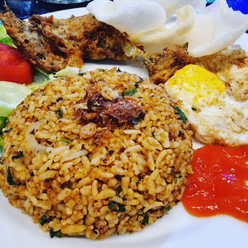 TAMAN PUCUAK MERAH - Gastronomi dan perhotelan