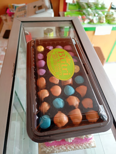 Opinii despre Butri Cake & Bakery în Kota Salatiga - Gastronomi dan perhotelan