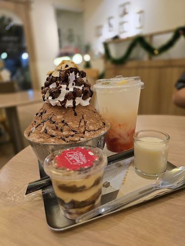 Joyi Bakes Cafe - Tiramisu Bingsoo Tea Dessert