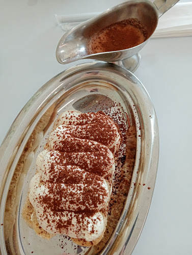 Dubai, Ruko Plaza, Jl. Tole Iskandar No.5, Depok, Kec. Sukmajaya, Kota Depok, Jawa Barat 16411