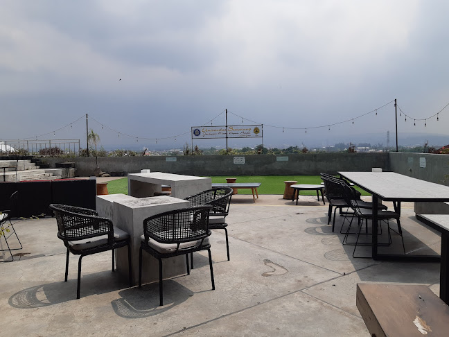 Comentarii opinii despre Arah Awan Coffee & Bar