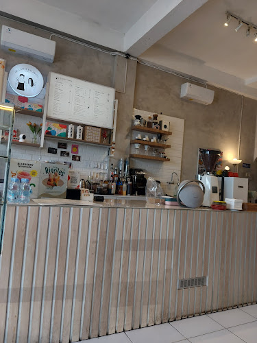 Comentarii opinii despre Brainssuck Coffee & Donuts