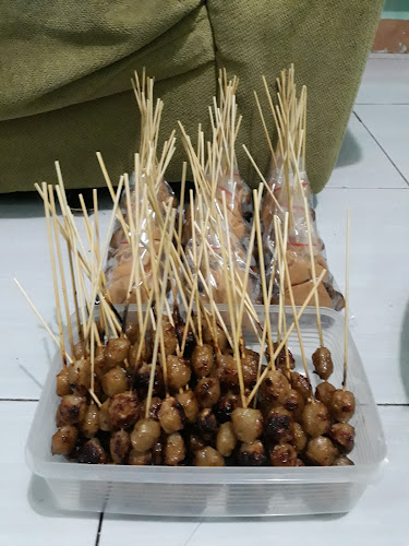 Opinii despre Bakso bakar Co_babang în Kota Tangerang - Gastronomi dan perhotelan
