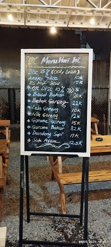 Opinii despre Kedai SeeSaw Sisi Sawah în Kab. Tasikmalaya - Gastronomi dan perhotelan