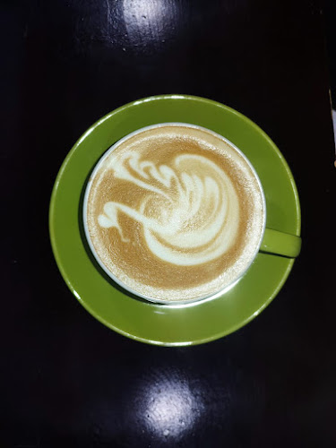 Opinii despre CAFE BEBEK-Q în Kota Tebing Tinggi - Gastronomi dan perhotelan