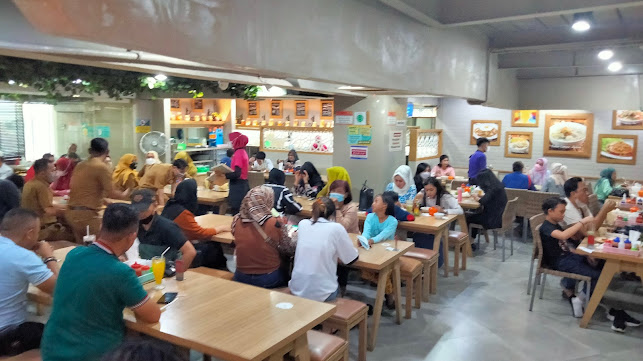 Bakso Lapangan Tembak Senayan - Gastronomi dan perhotelan