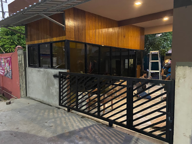 MHFP+VGP, Kertak Baru Ilir, Kec. Banjarmasin Tengah, Kota Banjarmasin, Kalimantan Selatan 70231