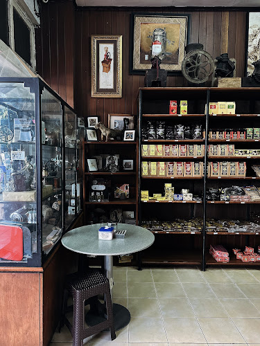 Comentarii opinii despre Bhineka Jaya (Kopi Bali)