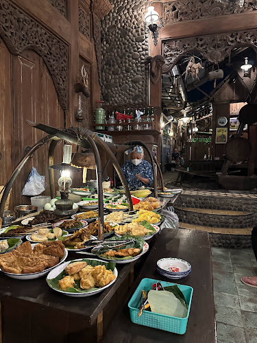 Comentarii opinii despre Wedangan Pendhopo