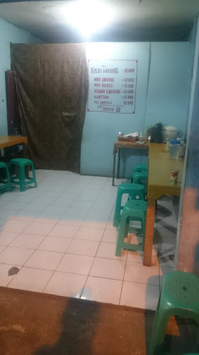 Opinii despre Nasi goreng mas kemed în Kota Tangerang Selatan - Gastronomi dan perhotelan