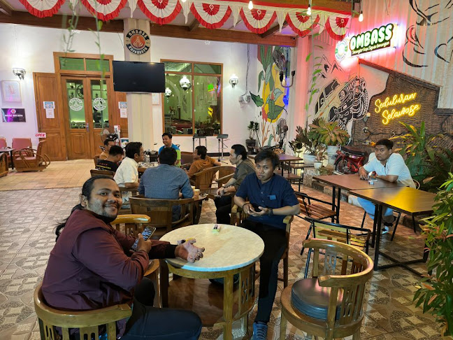 Comentarii opinii despre ombasskaferesto