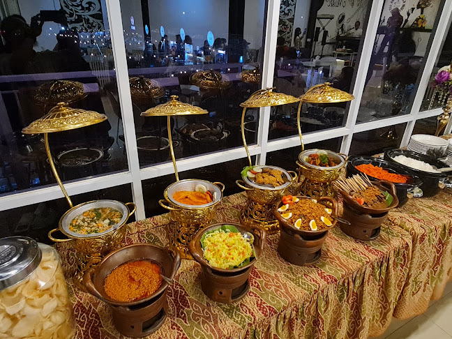 Opinii despre Balla kandre jawa în Kota Makassar - Gastronomi dan perhotelan