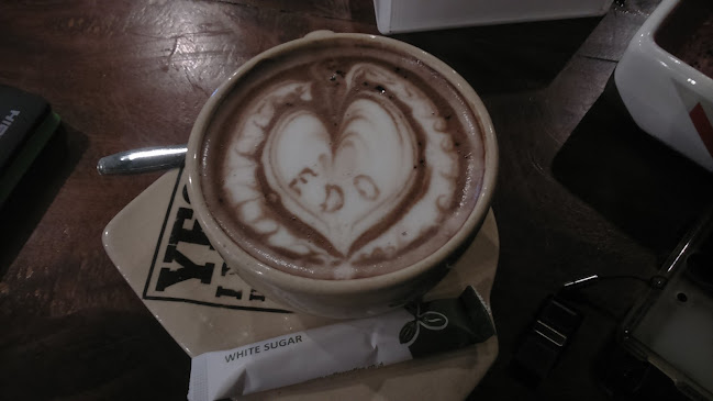 Comentarii opinii despre Kingdom Foodcourt & Coffee Toffee