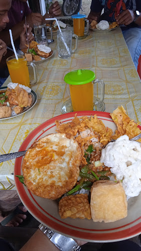 Opinii despre Nasi Pecel Enak Kota Sorong în Kota Sorong - Gastronomi dan perhotelan