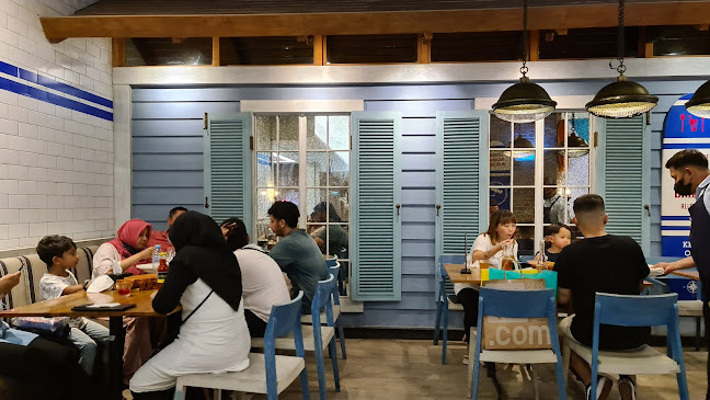 Fish & Co. - Tunjungan Plaza 5 - Gastronomi dan perhotelan