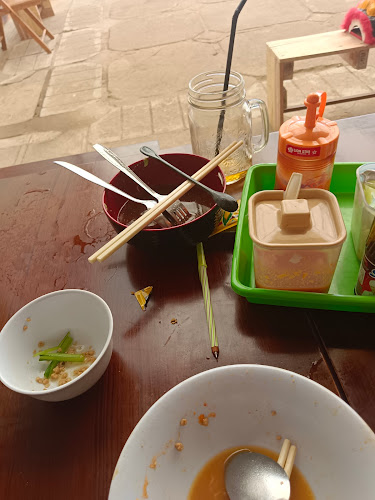 Comentarii opinii despre Mie Ayam Plombokan-Magelang